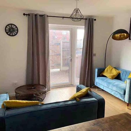 Beautiful 4-Bed House In Lincoln- Close To Centre Ngoại thất bức ảnh